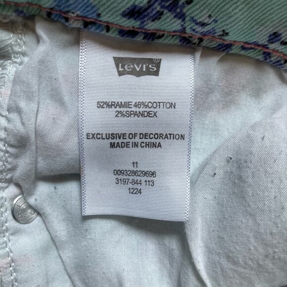 Levi's  Shorty Shorts Floral Multi Color Pockets size 11 - Picture 11 of 13
